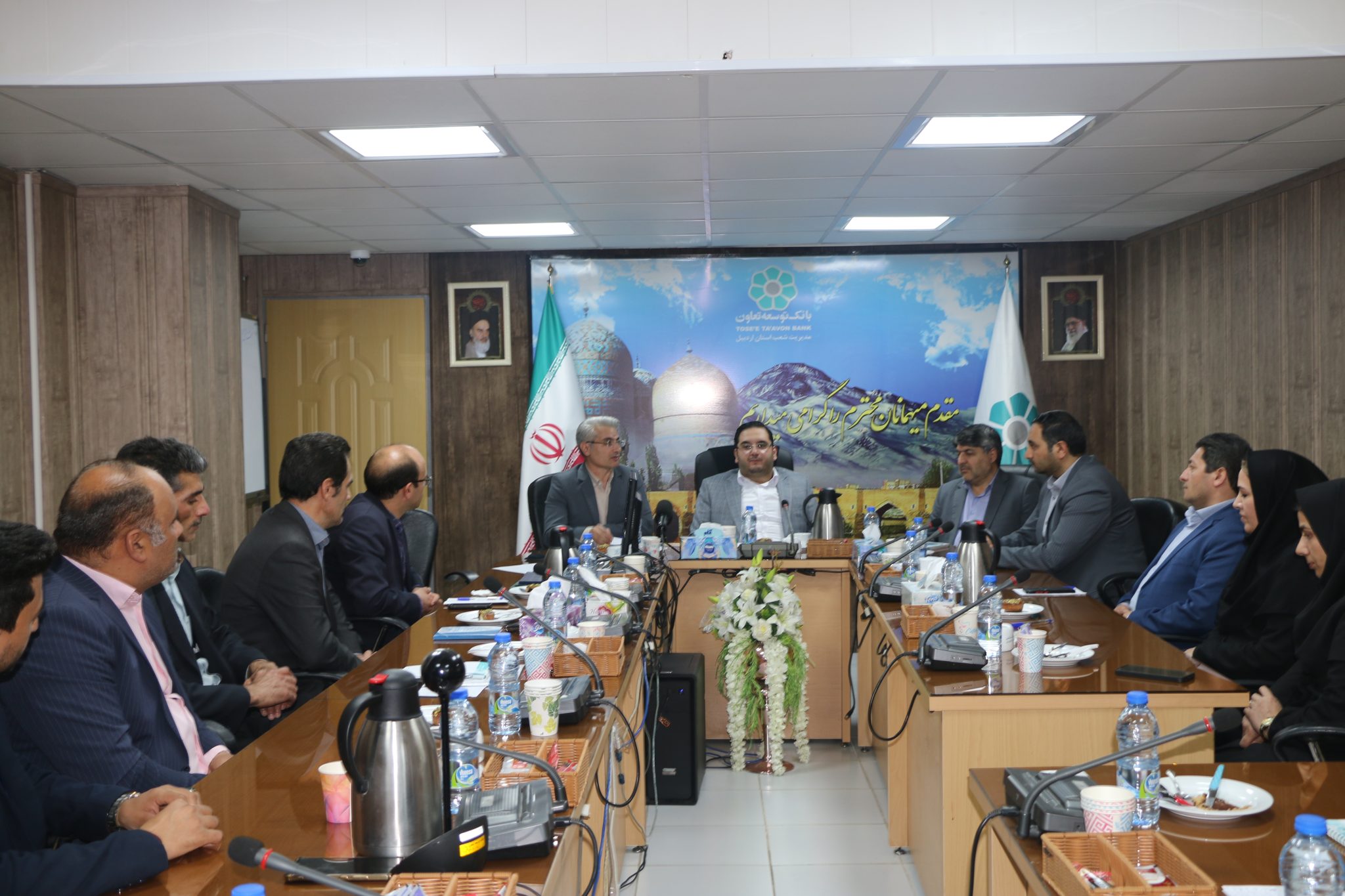 بین نیروهای رسمی و شرکتی از لحاظ امنیت شغلی تفاوتی وجود ندارد
